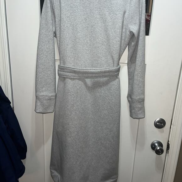 UGG Australia Women's Grey Plush Fleece Bathrobe Size Medium - Picture 9 of 10